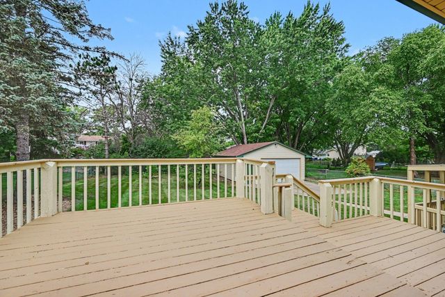 1880 Richal Drive, Woodbury, MN 55125