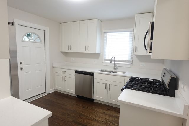 2941 N Natoma Avenue, Chicago, IL 60634