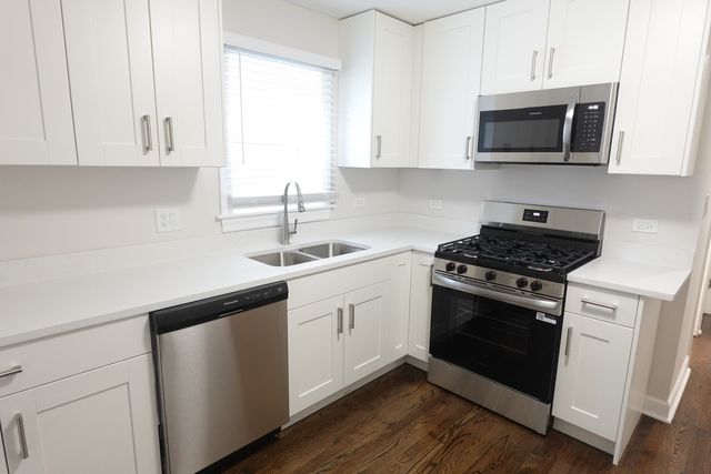 2941 N Natoma Avenue, Chicago, IL 60634