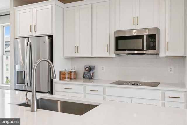 8676 LOVELACE ST, Manassas, VA 20109