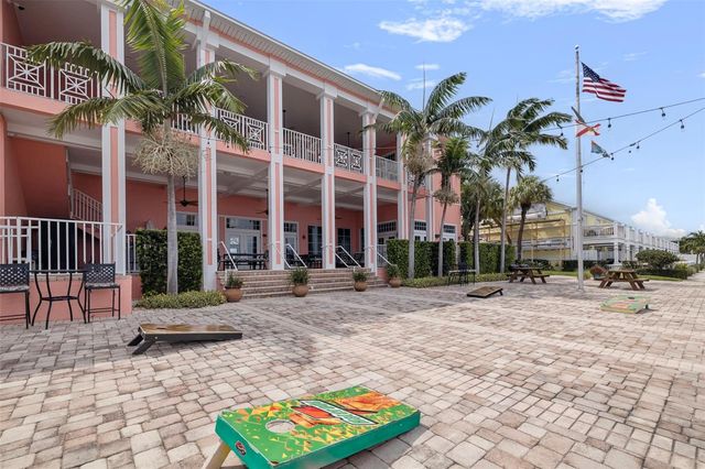 5152 SALMON DRIVE SE D, St Petersburg, FL 33705