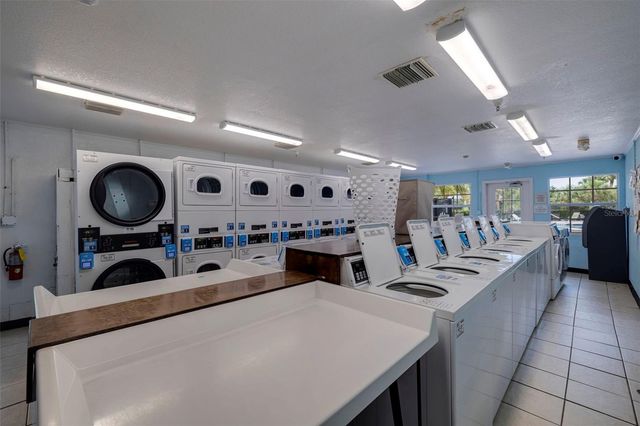 5152 SALMON DRIVE SE D, St Petersburg, FL 33705