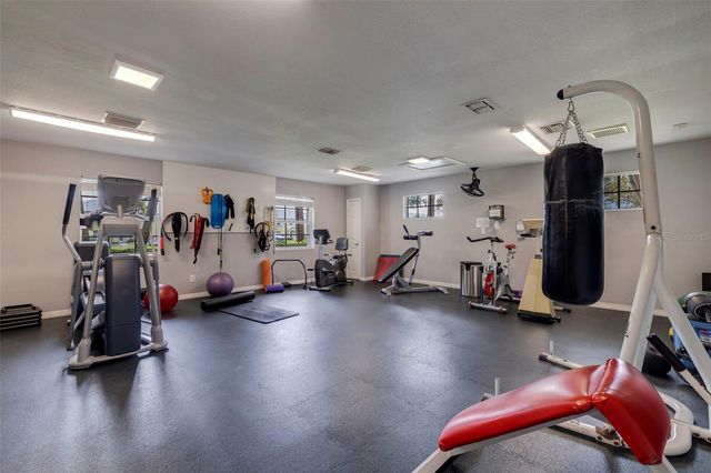 5152 SALMON DRIVE SE D, St Petersburg, FL 33705