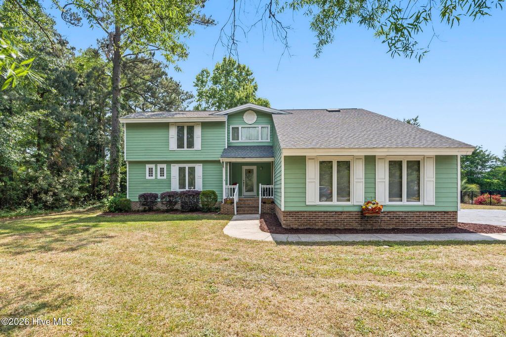 8114 Timber Ridge Road, Conway, SC 29526