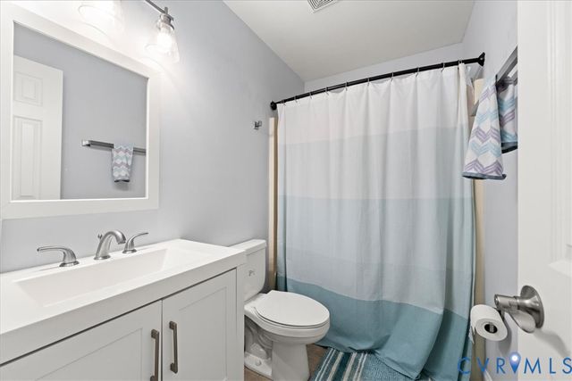 7161 Velvet Antler Dr, Midlothian, VA 23112