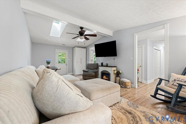 7161 Velvet Antler Dr, Midlothian, VA 23112