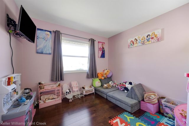 32644 Conrad Street, Chesterfield Township, MI 48047