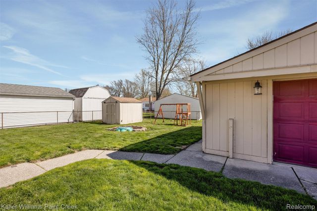 32644 Conrad Street, Chesterfield Township, MI 48047