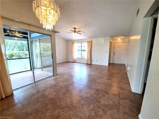 10525 Putnam CT, Lehigh Acres, FL 33936