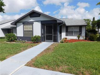 10525 Putnam CT, Lehigh Acres, FL 33936