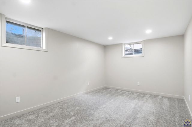 3837 SE Humboldt ST, Topeka, KS 66609