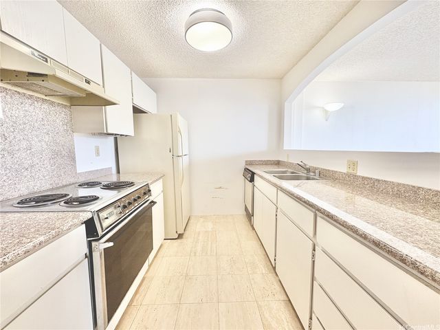 55 S Judd Street 1603, Honolulu, HI 96817