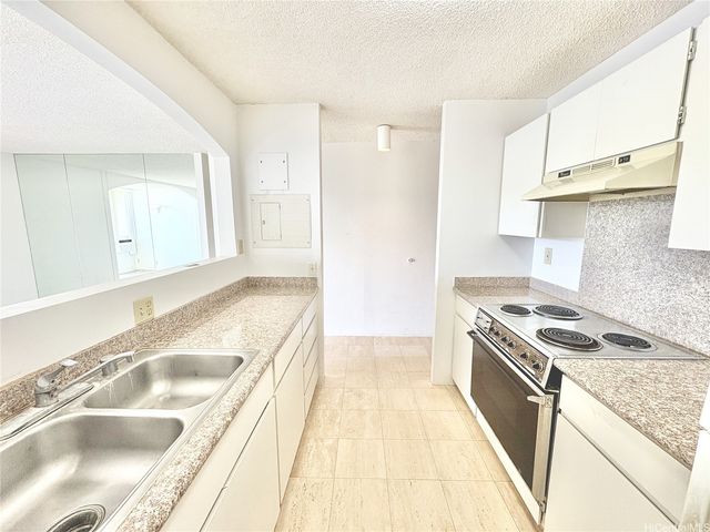 55 S Judd Street 1603, Honolulu, HI 96817