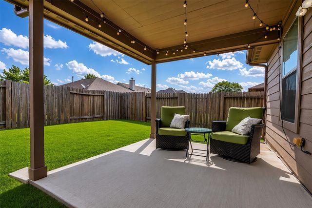 28614 Lockeridge Farms Drive, Spring, TX 77386