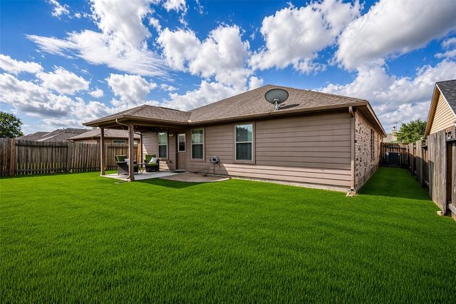 28614 Lockeridge Farms Drive, Spring, TX 77386