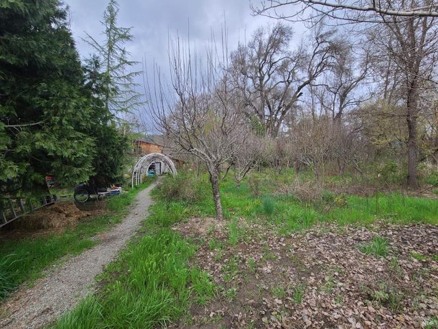 25428 Mendocino Pass Rd, Covelo, CA 95428