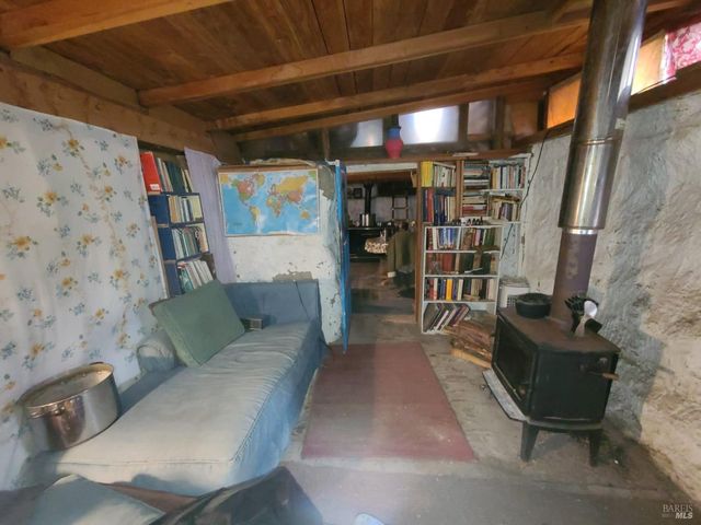 25428 Mendocino Pass Rd, Covelo, CA 95428