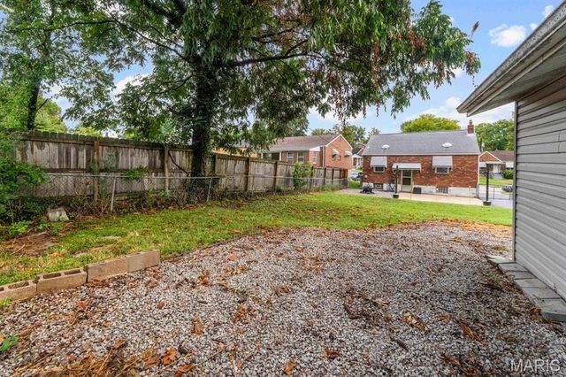528 Ruthland Drive, St Louis, MO 63125