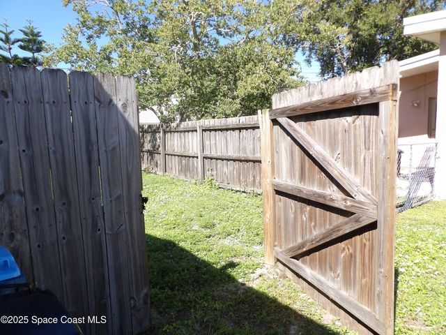 1148 Wild Rose Drive NE, Palm Bay, FL 32905