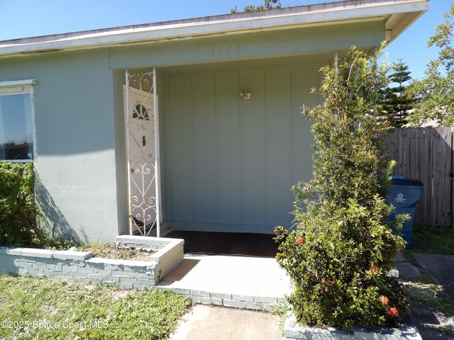 1148 Wild Rose Drive NE, Palm Bay, FL 32905