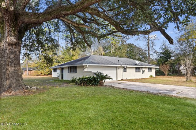 2265 Popps Ferry, Biloxi, MS 39532