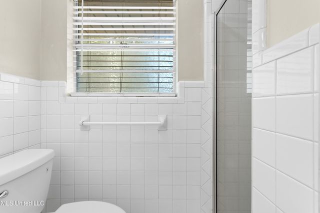 2265 Popps Ferry, Biloxi, MS 39532