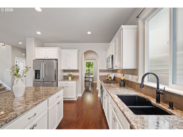 10750 Sw LISBON St, Wilsonville, OR 97070