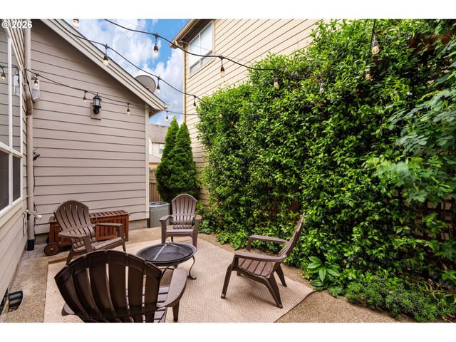 10750 Sw LISBON St, Wilsonville, OR 97070