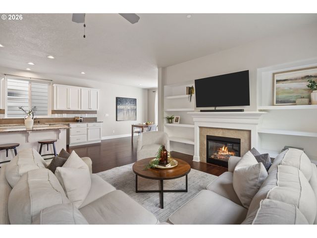 10750 Sw LISBON St, Wilsonville, OR 97070