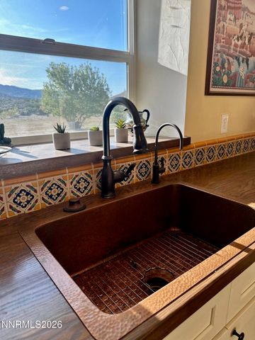 110 Quarterhorse Circle, Reno, NV 89508