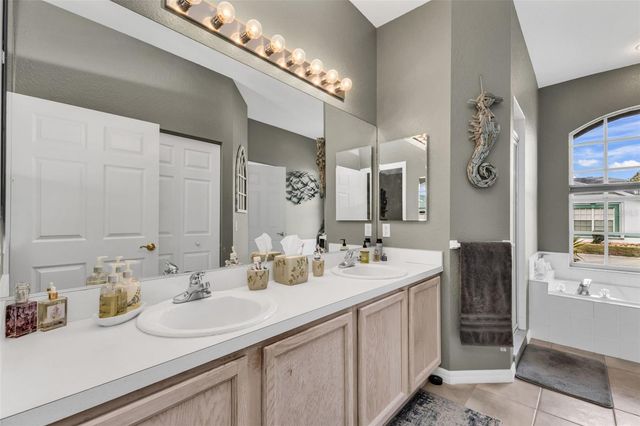 1693 PALACE COURT, Punta Gorda, FL 33980