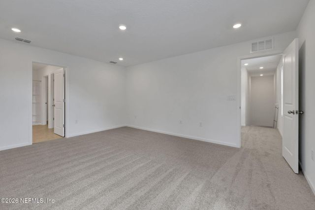 1734 TRAINORS Way, Jacksonville, FL 32218