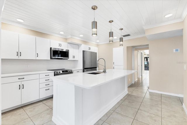 6895 MANASOTA KEY ROAD, Englewood, FL 34223