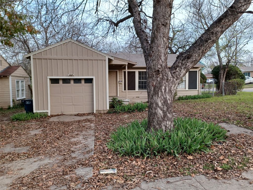 4433 Cockrell Avenue, Fort Worth, TX 76133