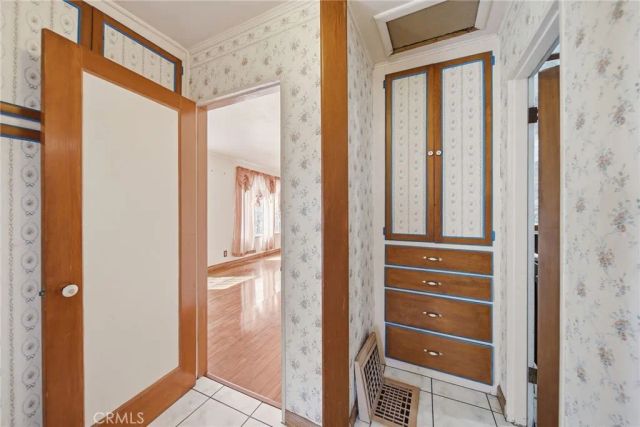 230 W Philadelphia, Ontario, CA 91762