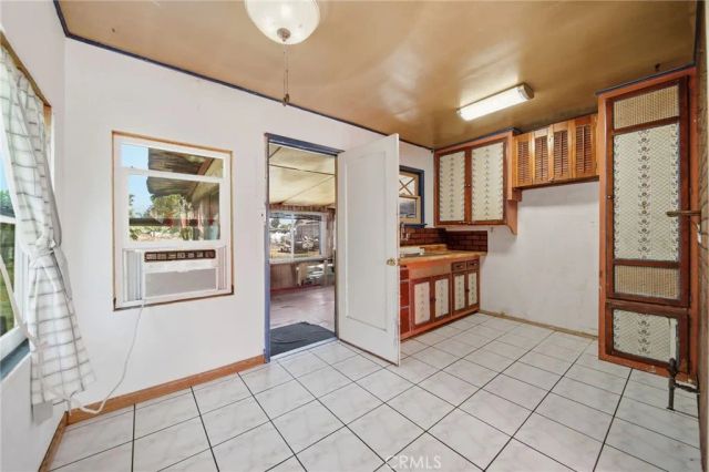 230 W Philadelphia, Ontario, CA 91762