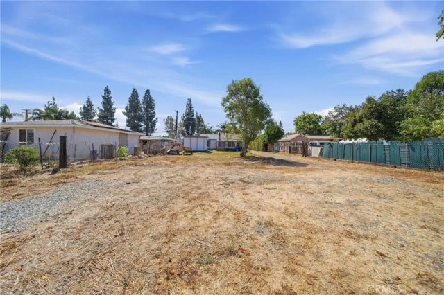 230 W Philadelphia, Ontario, CA 91762