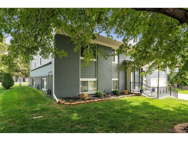 4080 S Vincennes Ct, Denver, CO 80237