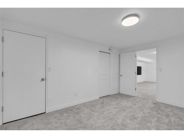 4080 S Vincennes Ct, Denver, CO 80237