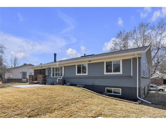 4080 S Vincennes Ct, Denver, CO 80237