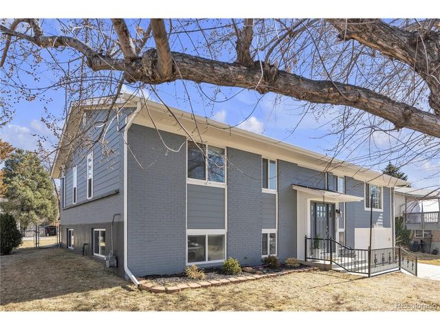 4080 S Vincennes Ct, Denver, CO 80237