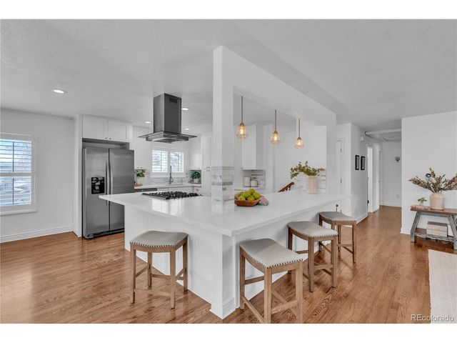 4080 S Vincennes Ct, Denver, CO 80237