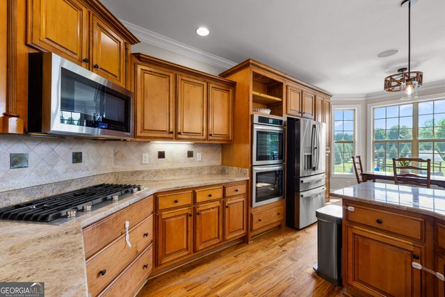 10 Red Oak Trail, Sharpsburg, GA 30277