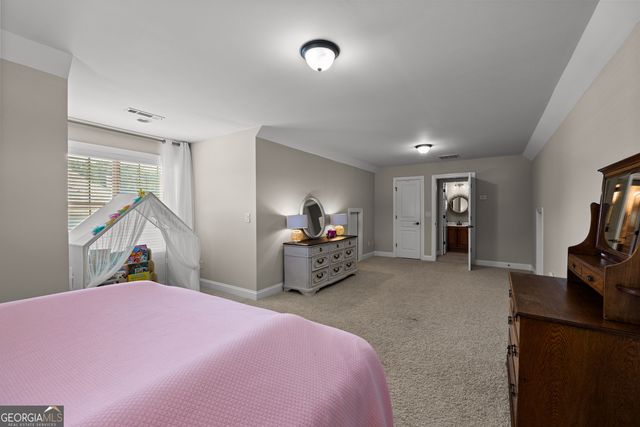 10 Red Oak Trail, Sharpsburg, GA 30277