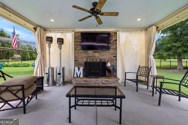 10 Red Oak Trail, Sharpsburg, GA 30277