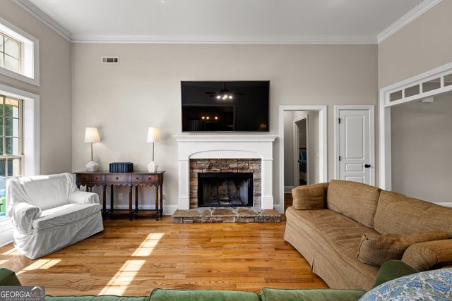 10 Red Oak Trail, Sharpsburg, GA 30277