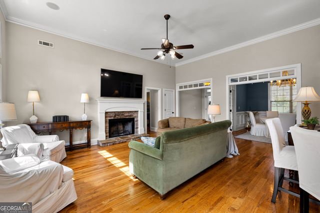10 Red Oak Trail, Sharpsburg, GA 30277