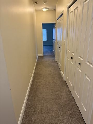 6961 Vine Street 301, Indian Head Park, IL 60525