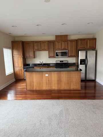 6961 Vine Street 301, Indian Head Park, IL 60525