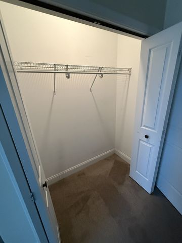 6961 Vine Street 301, Indian Head Park, IL 60525